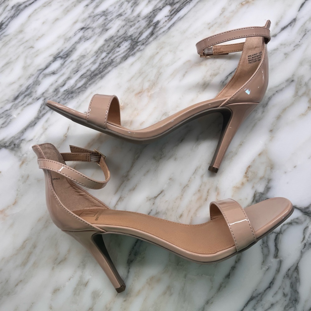 NEW! Material Girl Blaire Two-Piece Dress Sandals Nude Heels Various Sizes - Picture 3 of 8